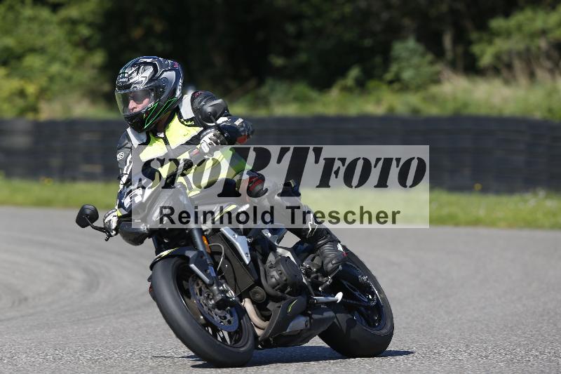 Archiv-2025/54 19.09.2025 Speer Racing ADR/Instruktorengruppe/backside